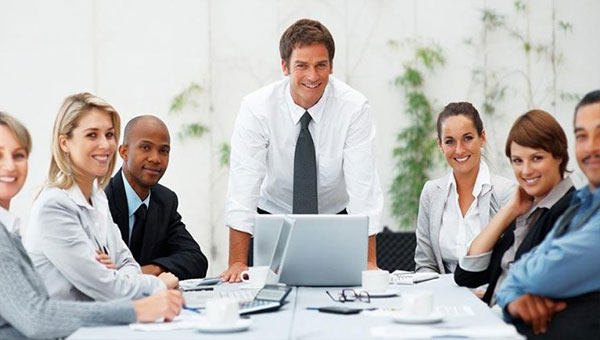 ۶ روش مدیریتی برای برگزاری جلساتی سودمند با مشتریان